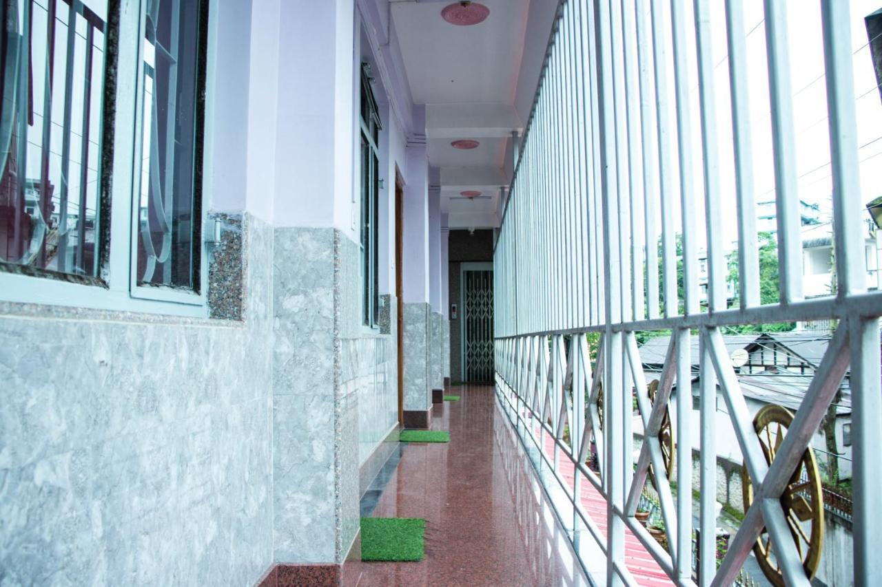 Promudini Guest House Shillong Buitenkant foto
